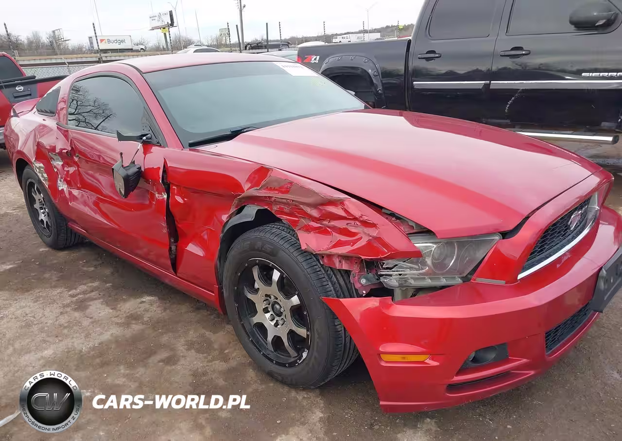 2013 Ford Mustang V6