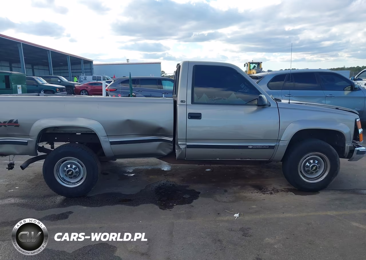 1999 Chevrolet K2500 VIN:1GCGK24R3XR718645 - 13