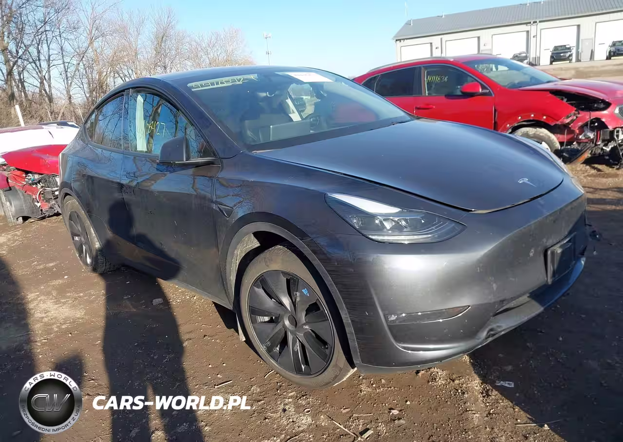 2025 Tesla Model Y Long Range Dual Motor All-Wheel Drive
