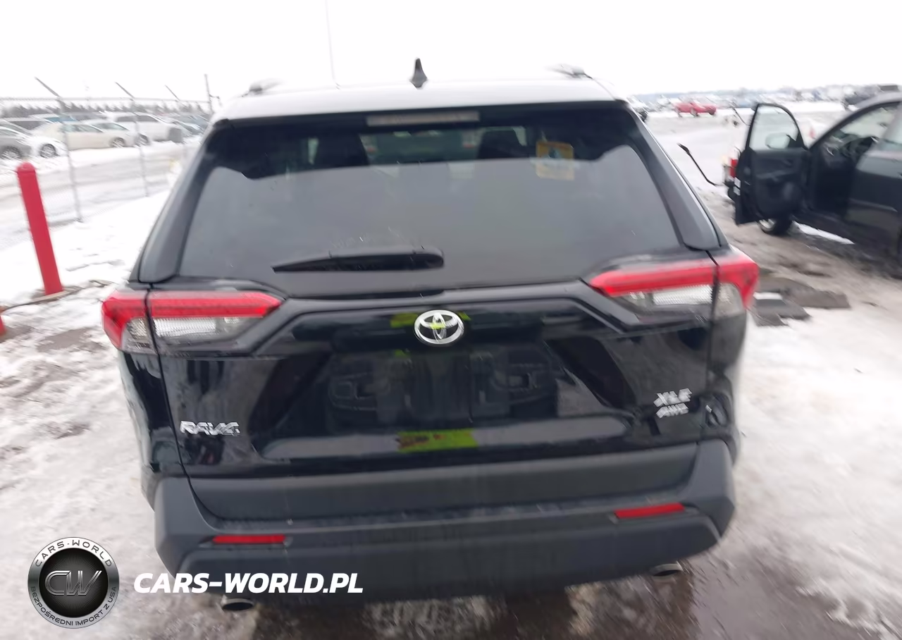 2025 Toyota Rav4 Xle Premium VIN:2T3A1RFV5SC502916 - 17