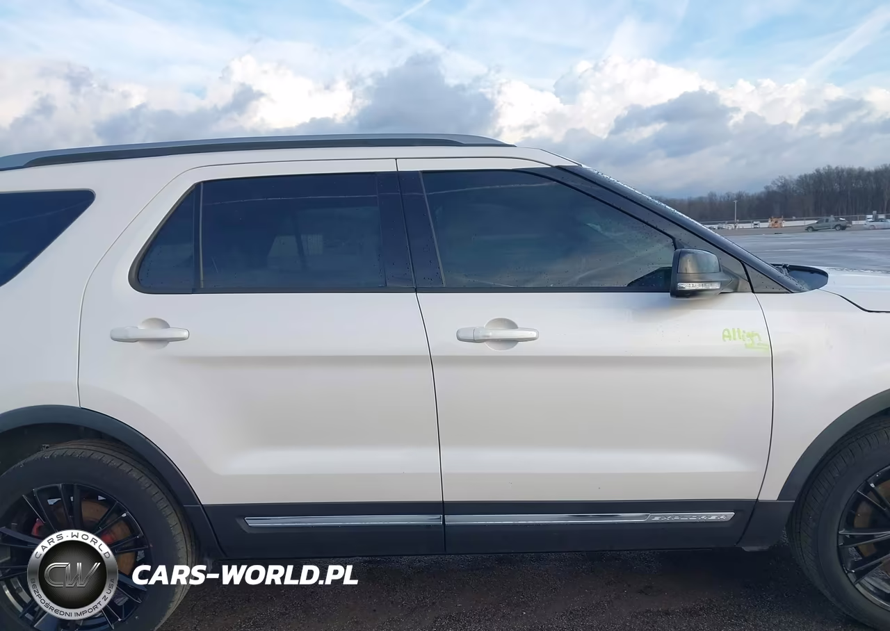 2016 Ford Explorer Xlt VIN:1FM5K8D81GGB66460 - 14