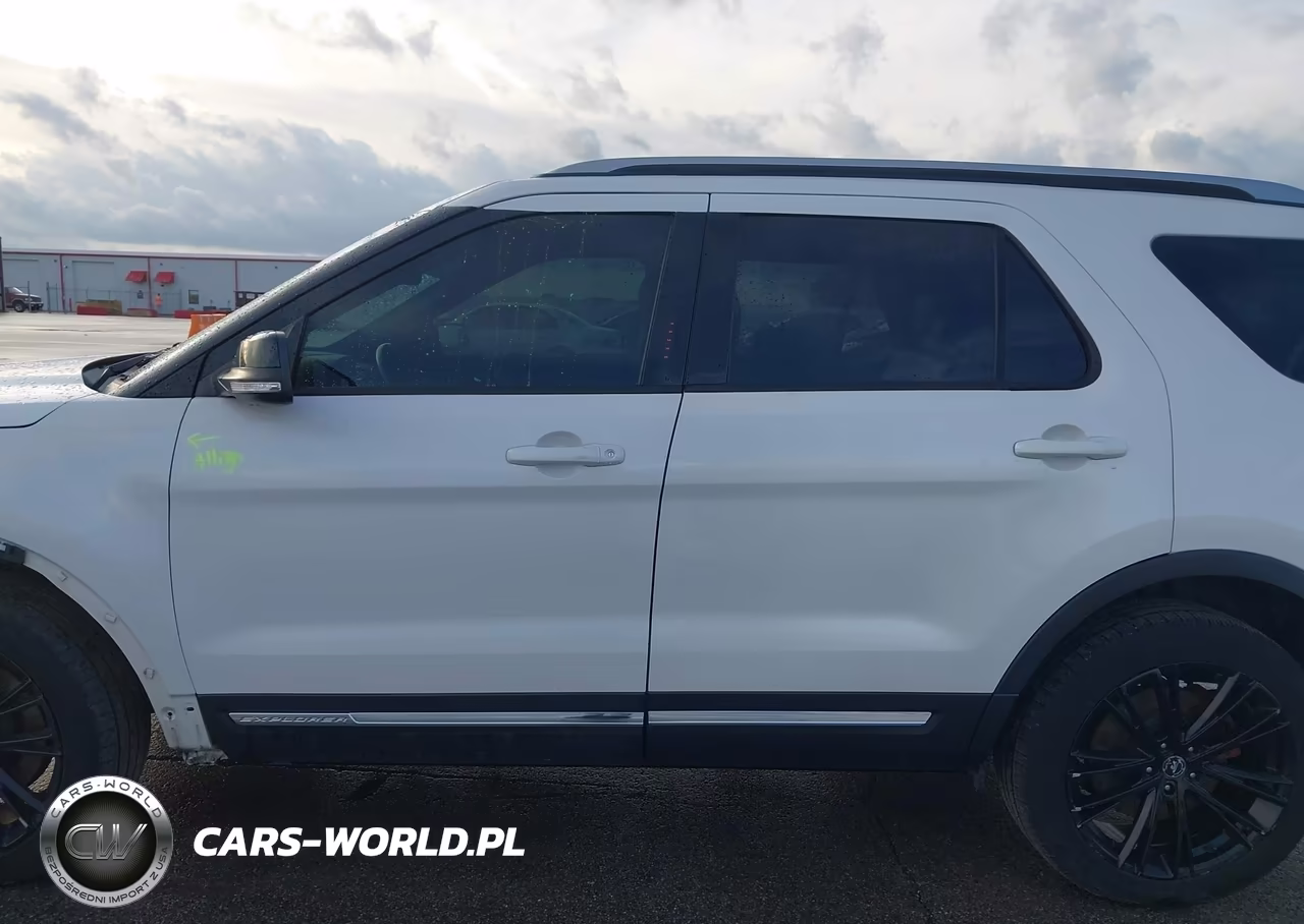 2016 Ford Explorer Xlt VIN:1FM5K8D81GGB66460 - 15