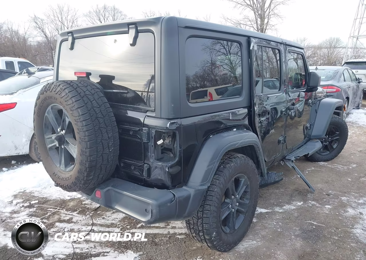 2020 Jeep Wrangler Unlimited Sport Altitude 4X4 VIN:1C4HJXDG4LW232327 - 6