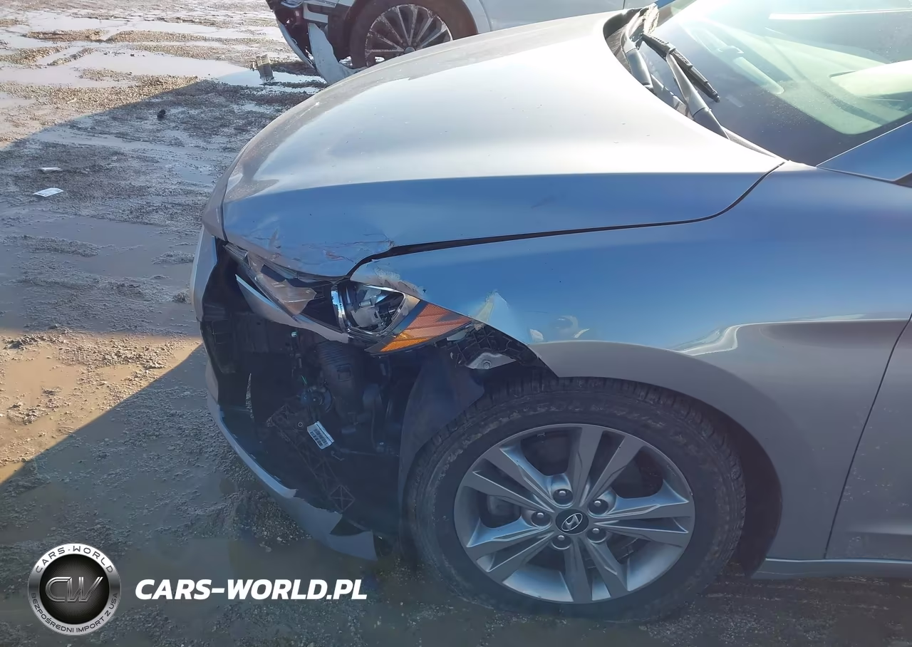 2017 Hyundai Elantra Se VIN:5NPD84LF2HH027409 - 6