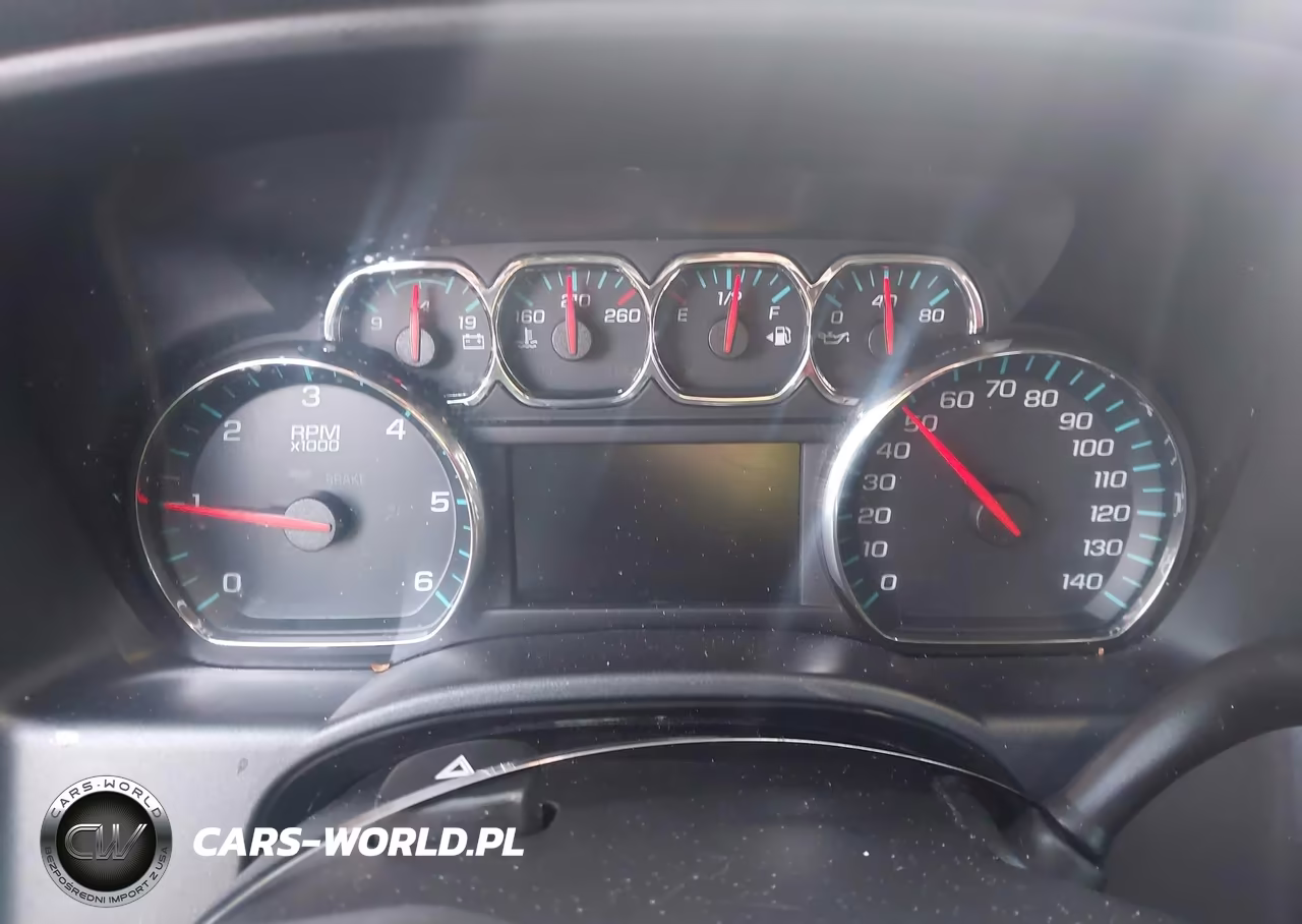 2018 Chevrolet Silverado 1500 1Lt VIN:1GCUKREC2JF152587 - 7
