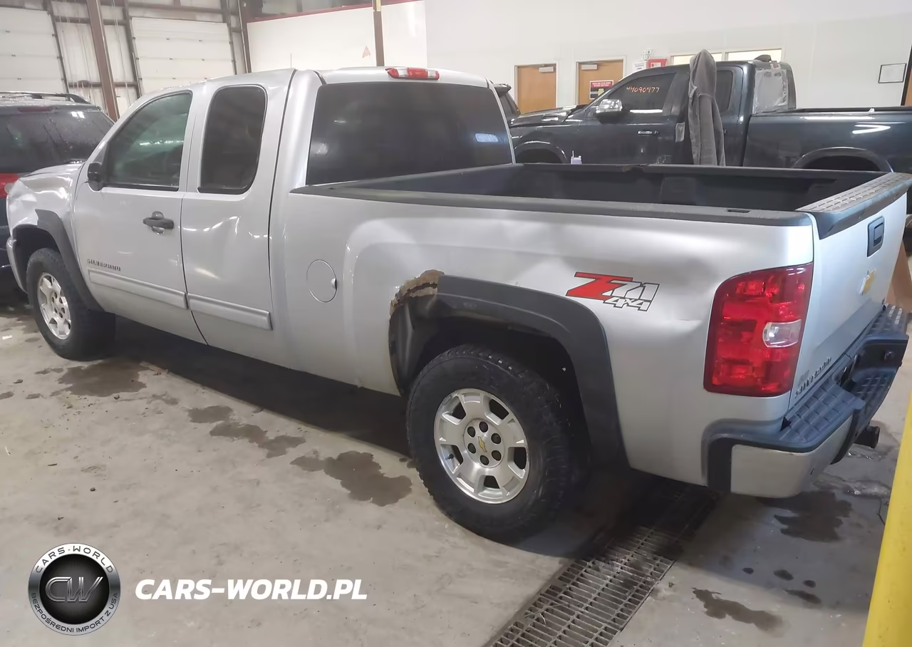 2013 Chevrolet Silverado 1500 Lt VIN:1GCRKSE73DZ143562 - 3