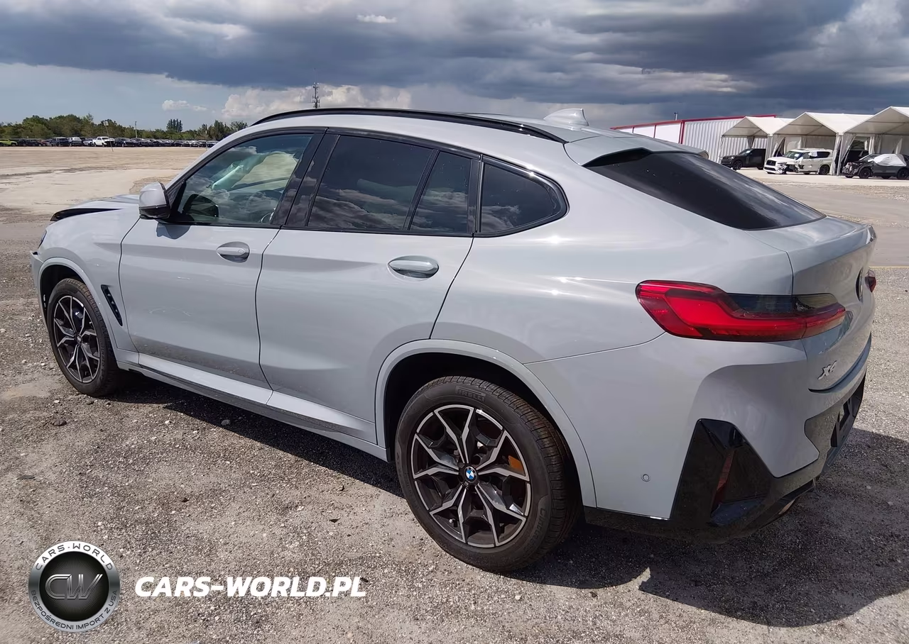 2025 BMW X4 xDrive30I VIN:5UX33DT00S9015327 - 3