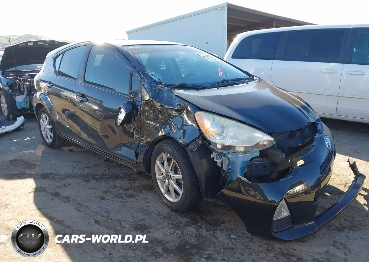 2013 Toyota Prius C Two