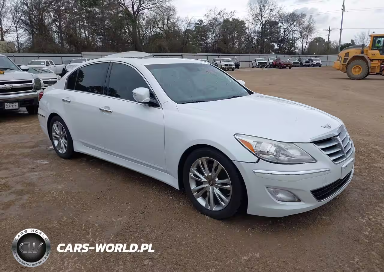 2013 Hyundai Genesis 3.8