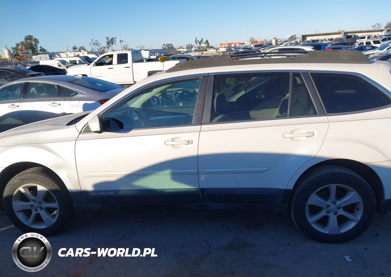 2013 Subaru Outback 2.5I Premium VIN:4S4BRCCC7D3267528 - 14