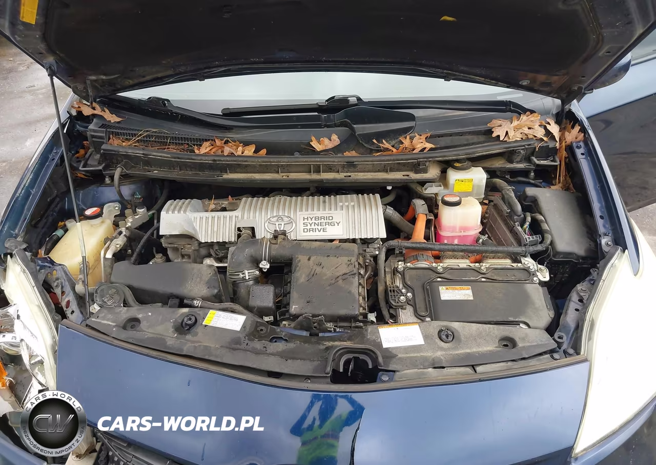 2015 Toyota Prius Four VIN:JTDKN3DU1F1993908 - 10