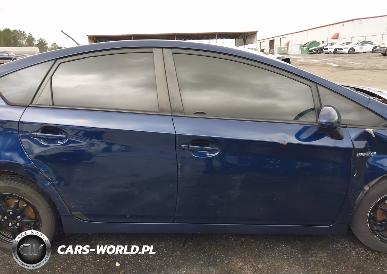 2015 Toyota Prius Four VIN:JTDKN3DU1F1993908 - 13