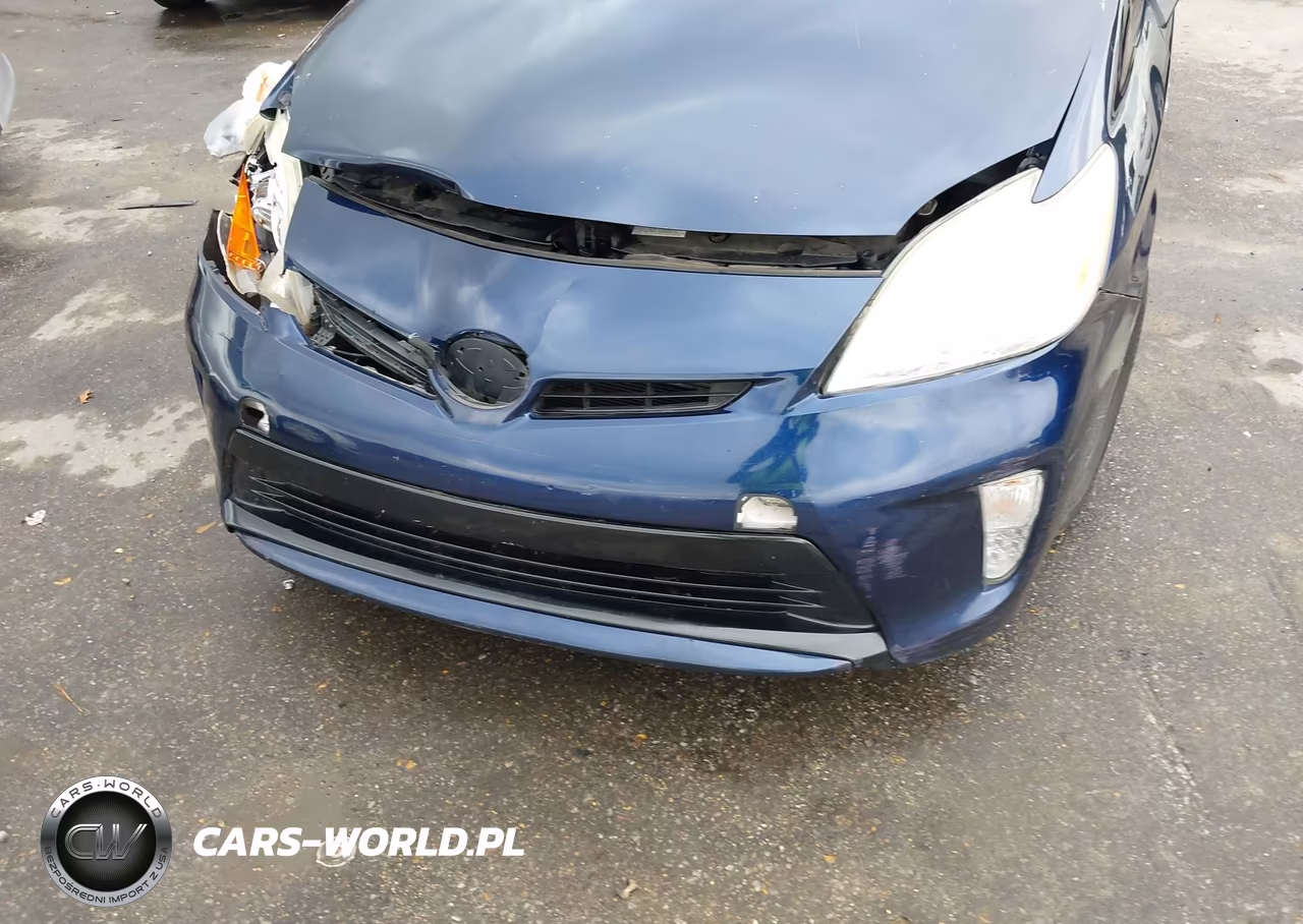 2015 Toyota Prius Four VIN:JTDKN3DU1F1993908 - 17