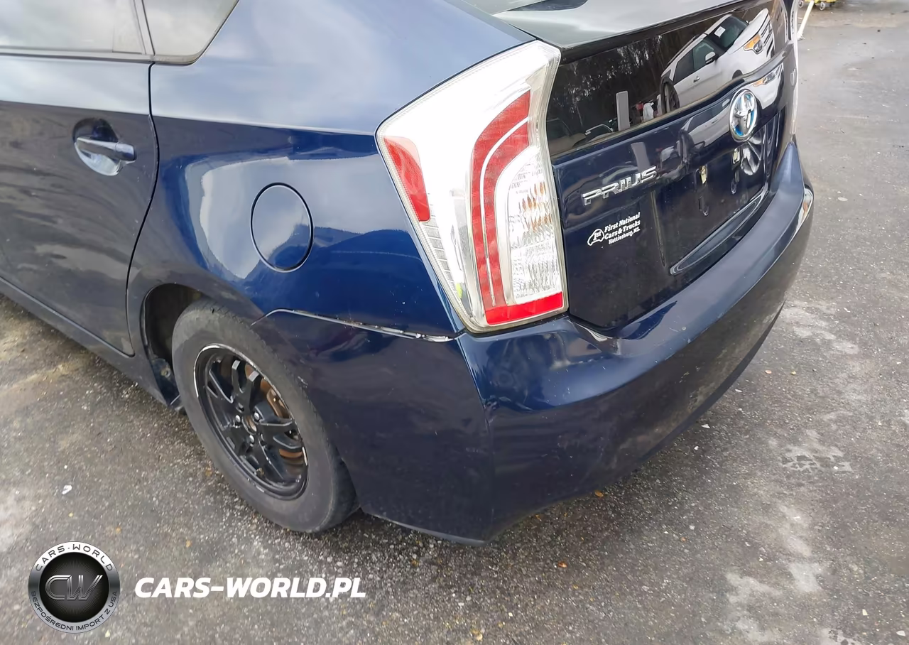 2015 Toyota Prius Four VIN:JTDKN3DU1F1993908 - 19