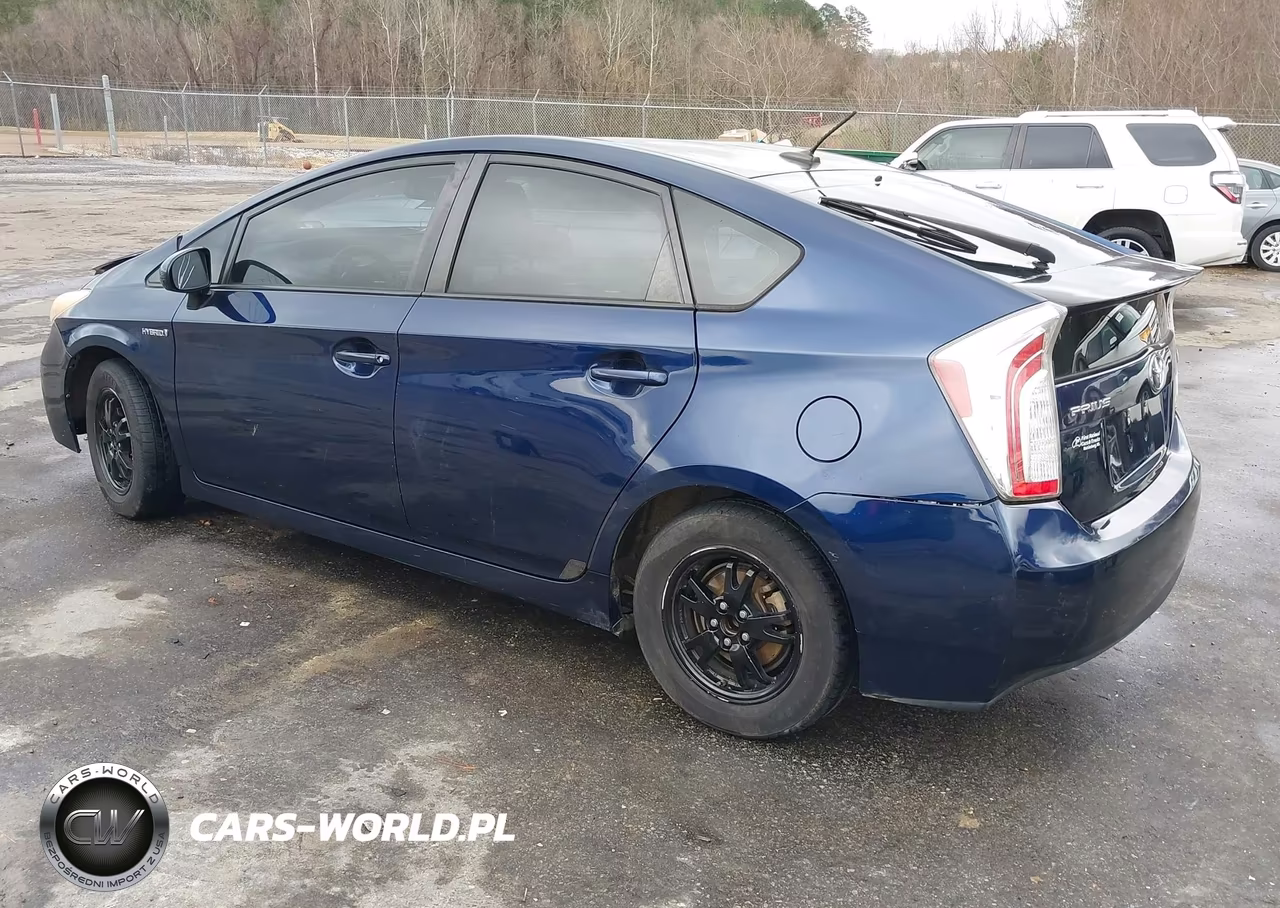 2015 Toyota Prius Four VIN:JTDKN3DU1F1993908 - 3