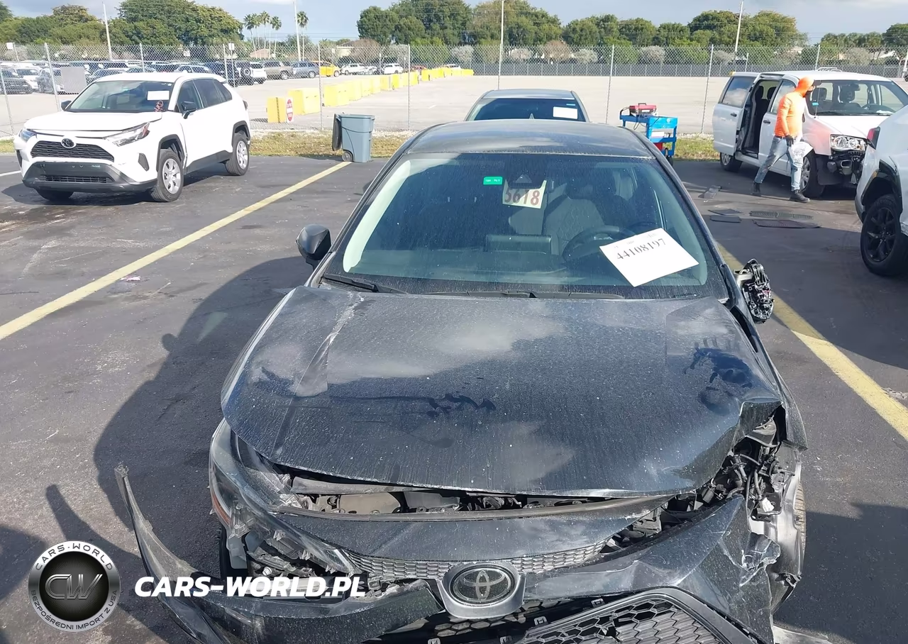 2021 Toyota Corolla Le VIN:5YFEPMAE7MP256781 - 11