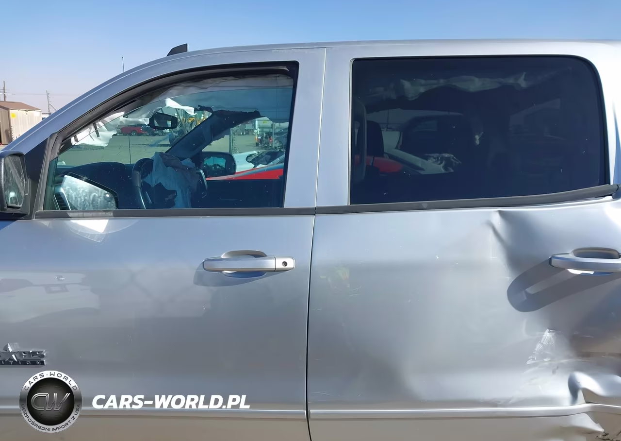 2018 Chevrolet Silverado 1500 1Lt VIN:1GCPCREC1JF213017 - 15