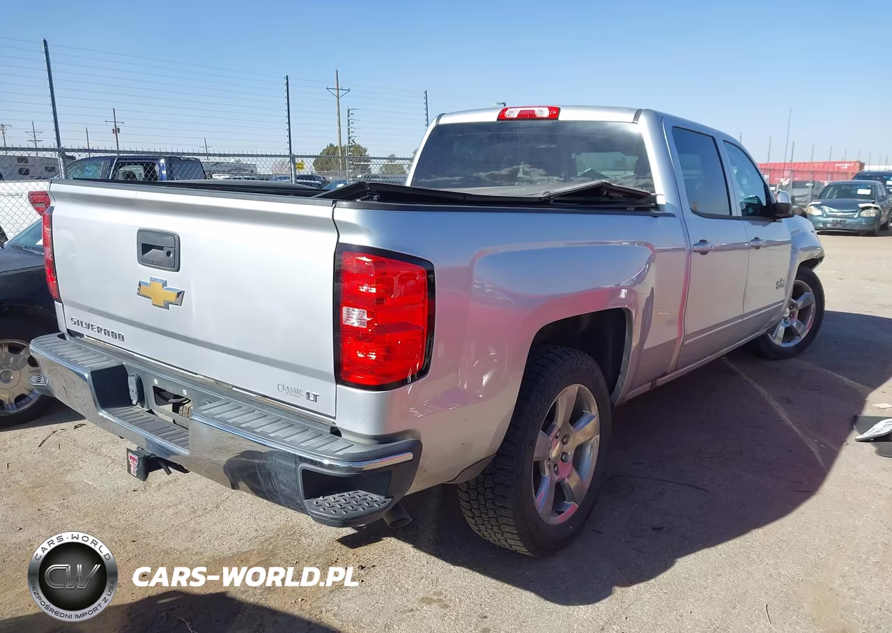 2018 Chevrolet Silverado 1500 1Lt VIN:1GCPCREC1JF213017 - 4