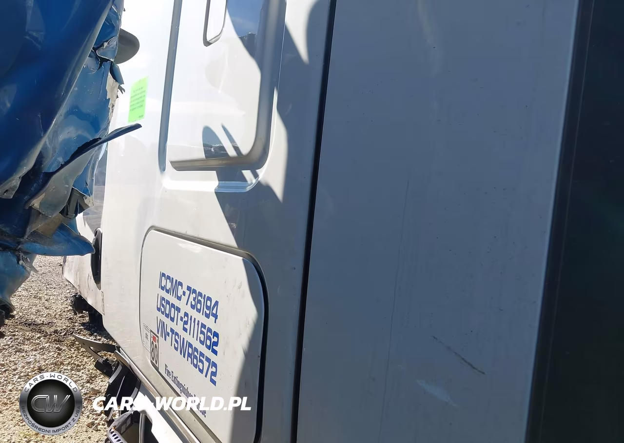 2026 Freightliner New Cascadia 126 VIN:3AKJHHDR9TSWR6572 - 18