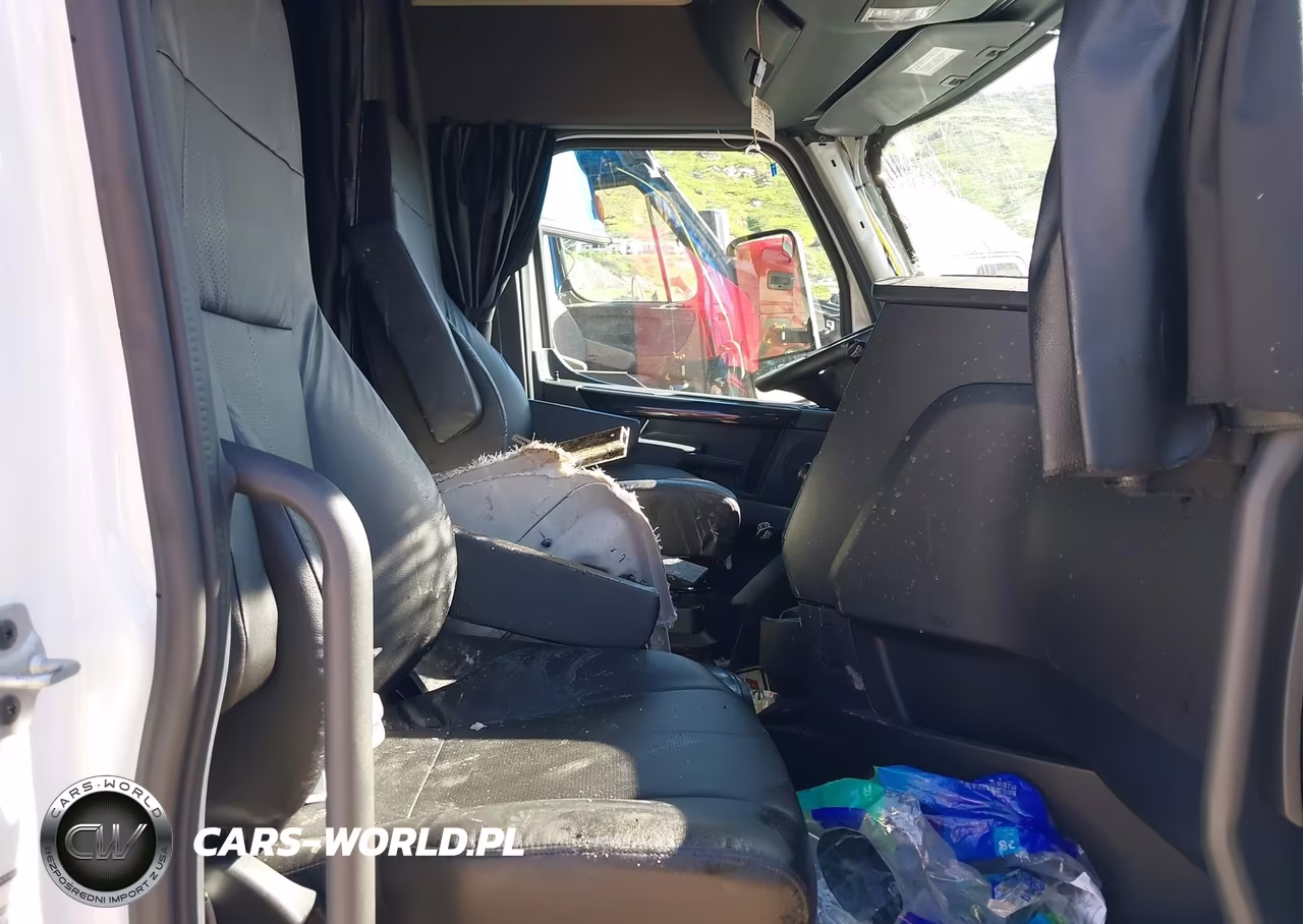 2026 Freightliner New Cascadia 126 VIN:3AKJHHDR9TSWR6572 - 7