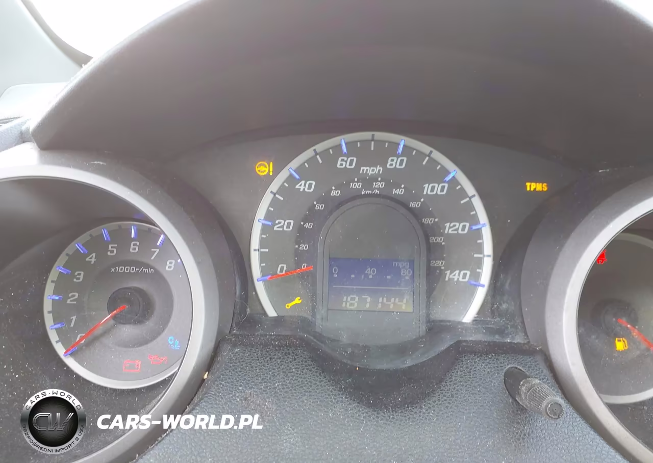 2011 Honda Fit VIN:JHMGE8H38BS010228 - 7