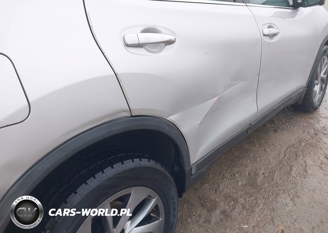 2015 Nissan Rogue Sl VIN:5N1AT2MT3FC900440 - 18