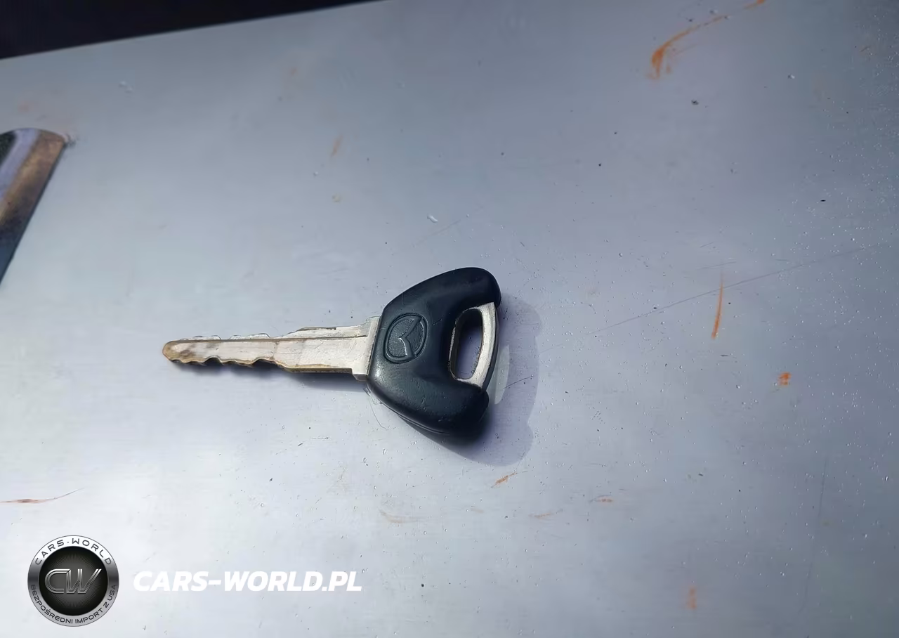 2001 Mazda 626 Es V6-Lx V6 VIN:1YVGF22D615212294 - 11