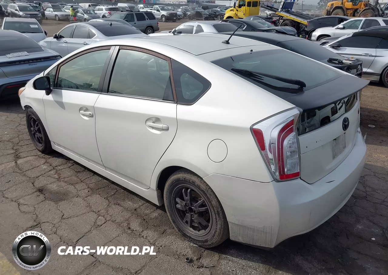 2012 Toyota Prius Two VIN:JTDKN3DU7C5513553 - 3