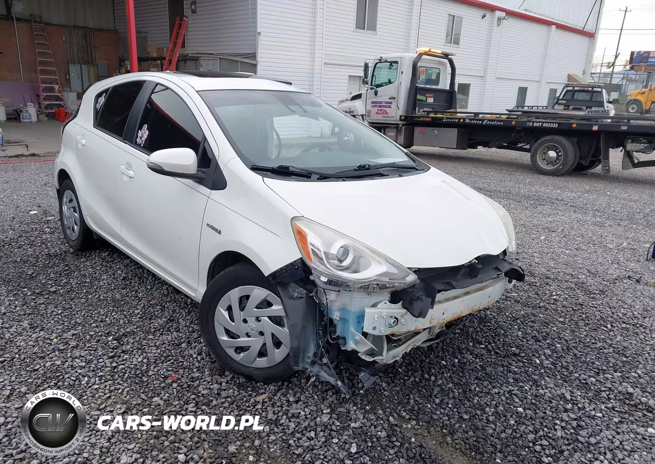 2017 Toyota Prius C Three