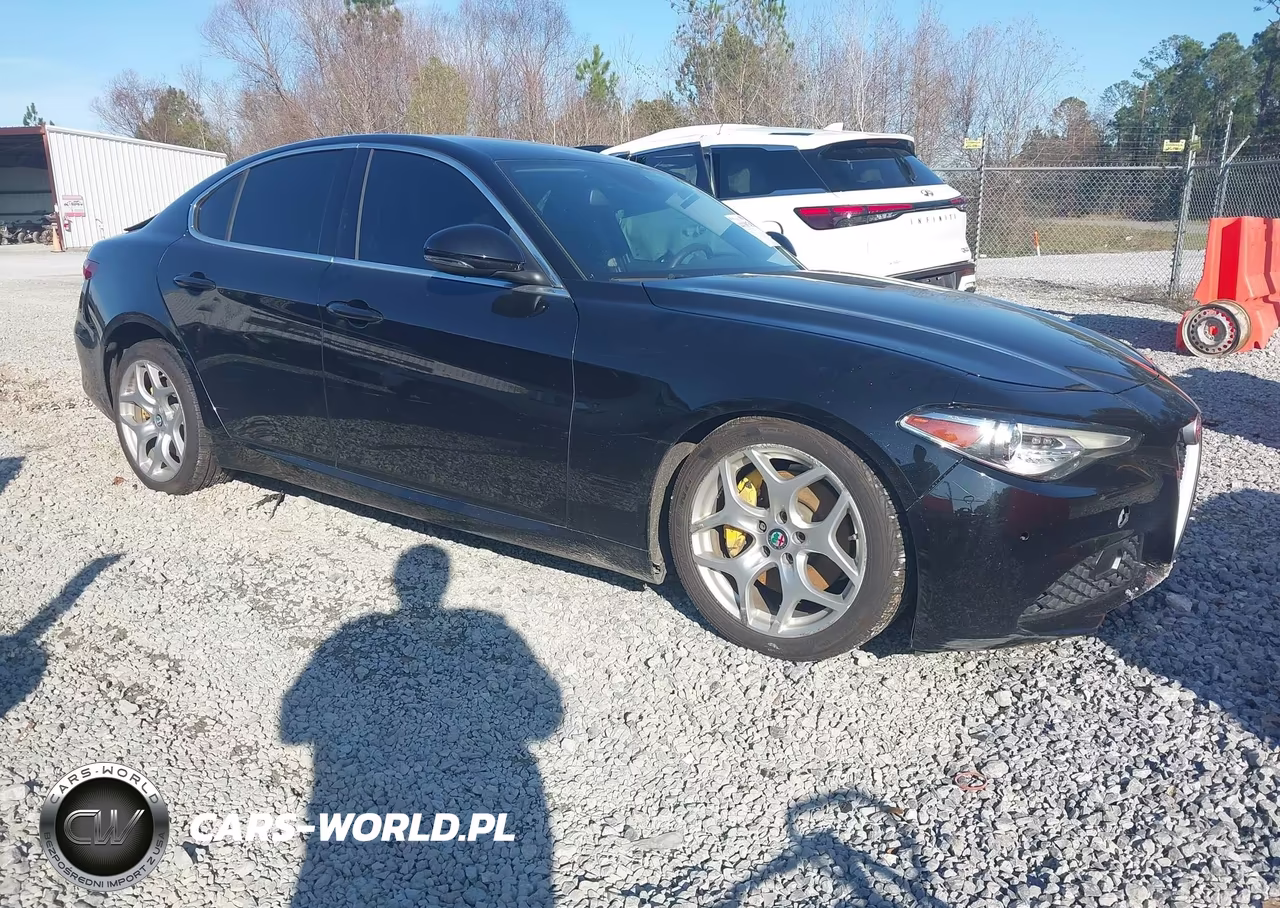 2018 Alfa Romeo Giulia Ti Rwd