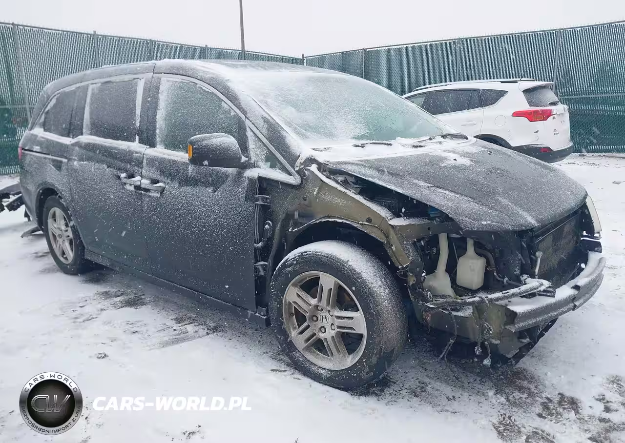 2013 Honda Odyssey Touring-Touring Elite