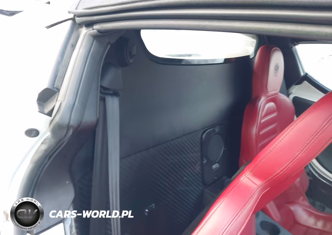 2018 Alfa Romeo 4C Spider VIN:ZARBAAB42JM282492 - 8
