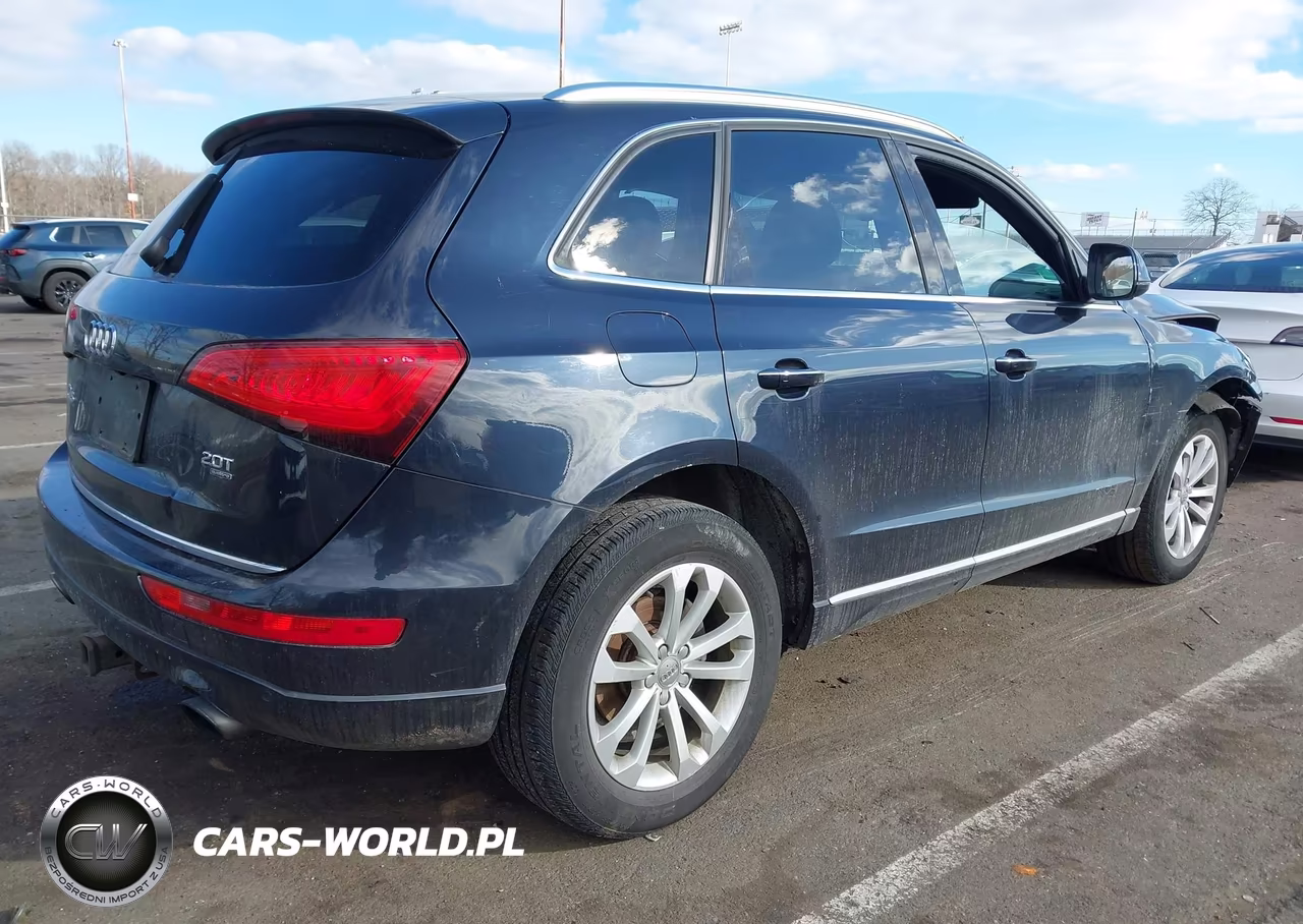 2015 Audi Q5 2.0T Premium VIN:WA1LFAFP3FA041113 - 4