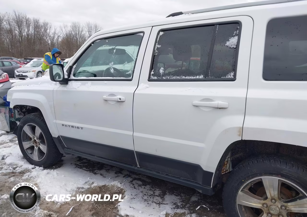 2016 Jeep Patriot High Altitude Edition VIN:1C4NJRFB3GD619534 - 14