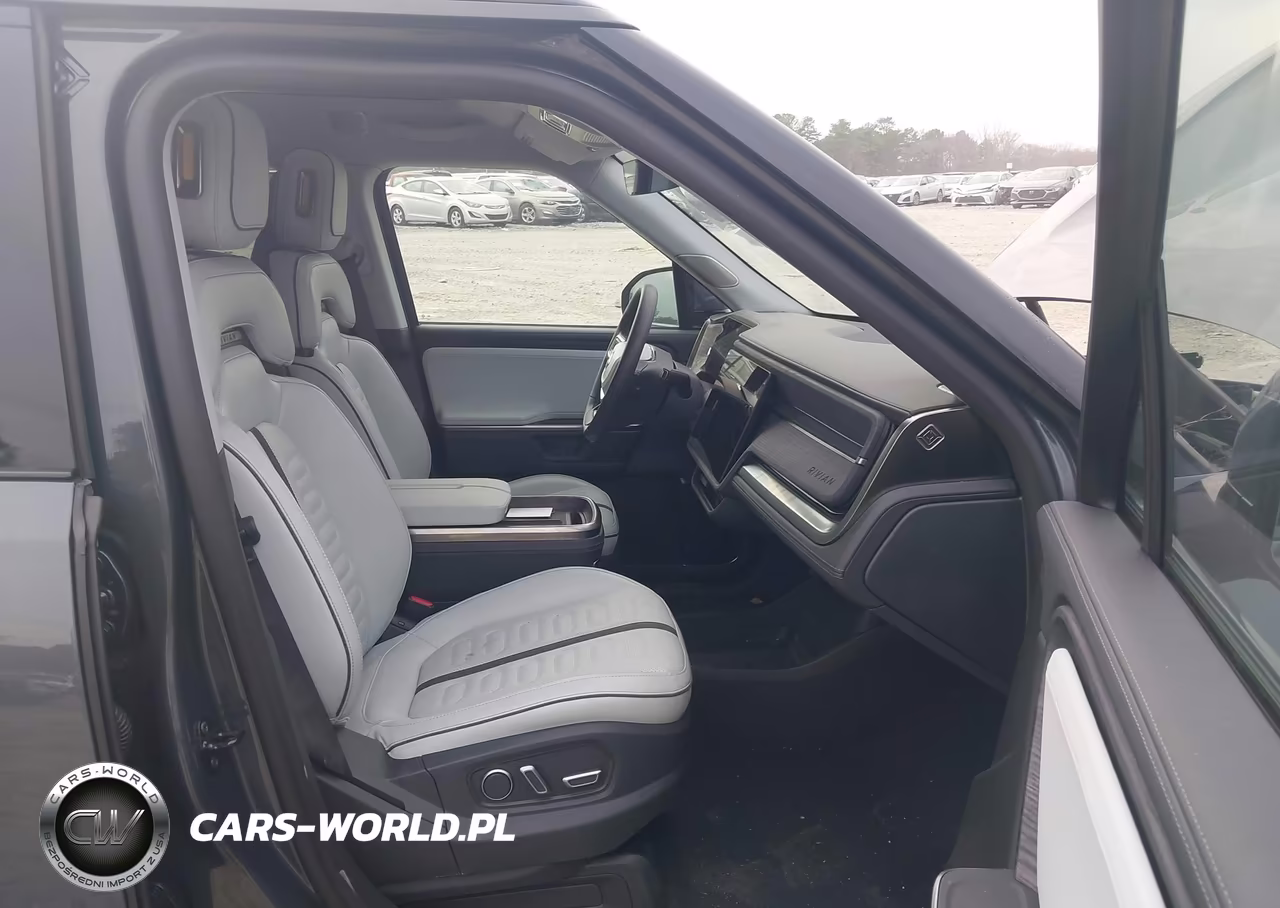 2025 Rivian R1S Adventure Dual Motor Large Pack-Adventure Dual Motor Max Pack VIN:7PDSGBBA0SN060364 - 5