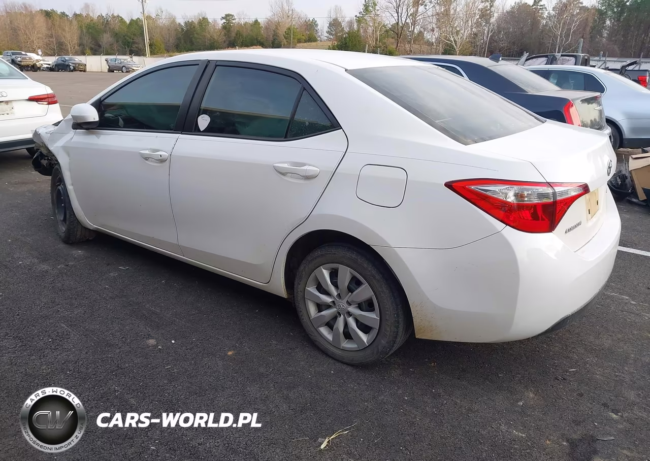 2016 Toyota Corolla Le VIN:5YFBURHE6GP535383 - 3