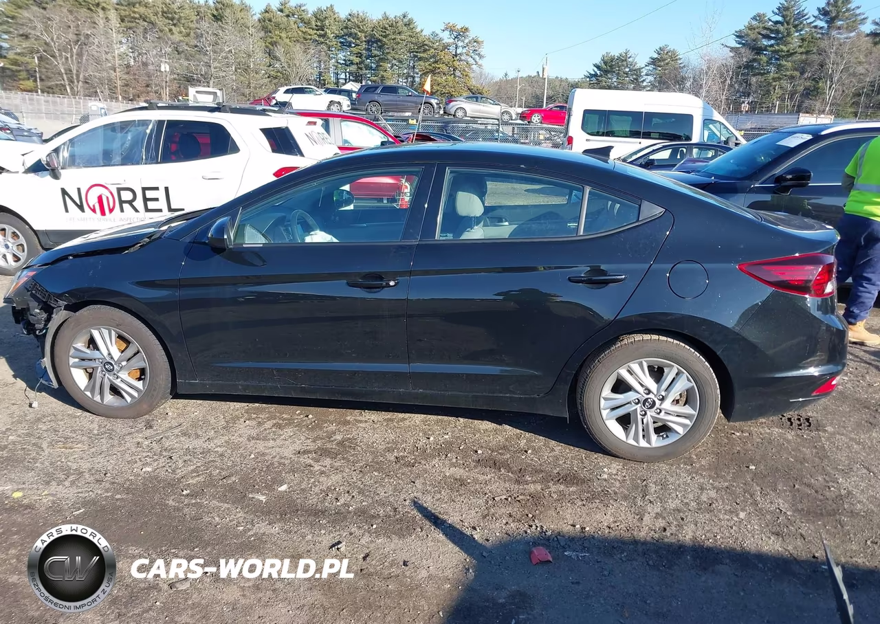 2020 Hyundai Elantra Value Edition VIN:5NPD84LF0LH614586 - 14