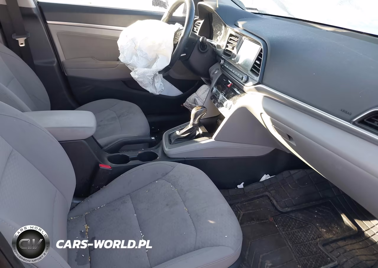 2020 Hyundai Elantra Value Edition VIN:5NPD84LF0LH614586 - 5
