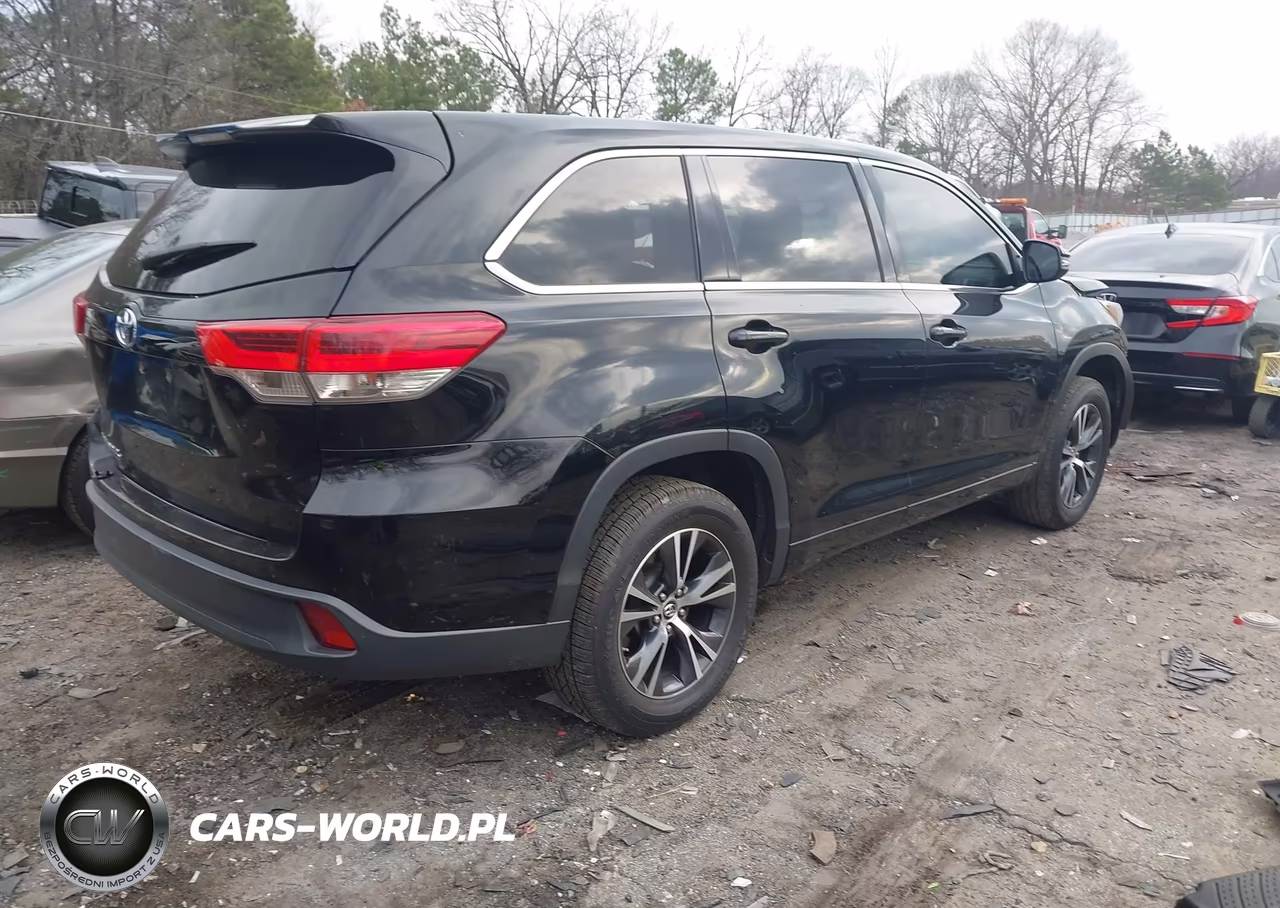 2017 Toyota Highlander Le VIN:5TDZZRFH8HS203788 - 4