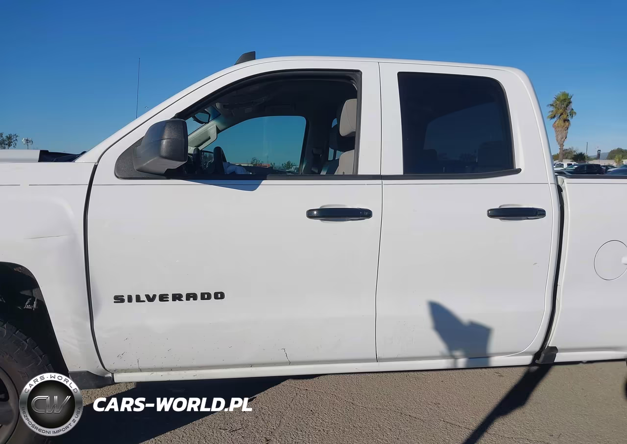 2017 Chevrolet Silverado 1500 Custom VIN:1GCRCPEH2HZ149393 - 14