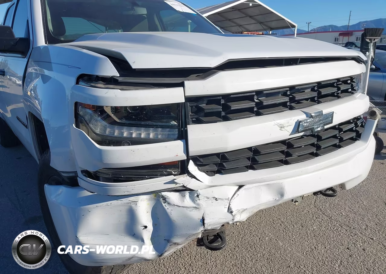 2017 Chevrolet Silverado 1500 Custom VIN:1GCRCPEH2HZ149393 - 6