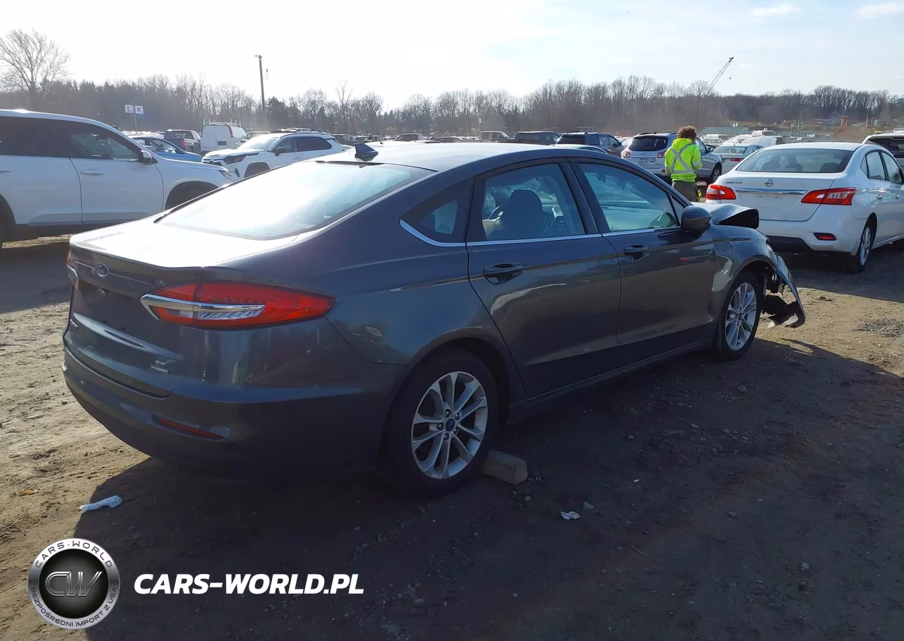 2020 Ford Fusion Hybrid Se VIN:3FA6P0LU7LR154042 - 4