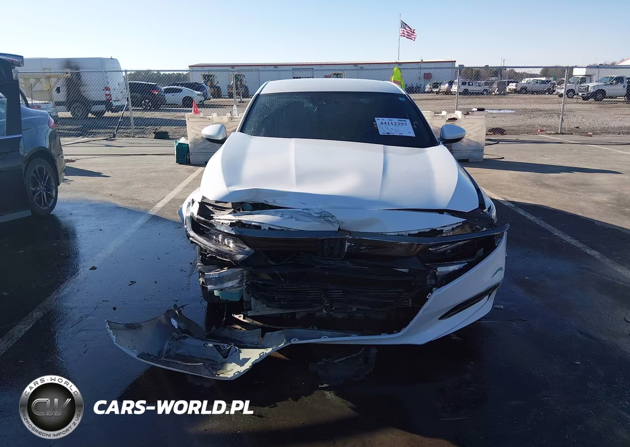 2018 Honda Accord Sport VIN:1HGCV1F38JA243798 - 12