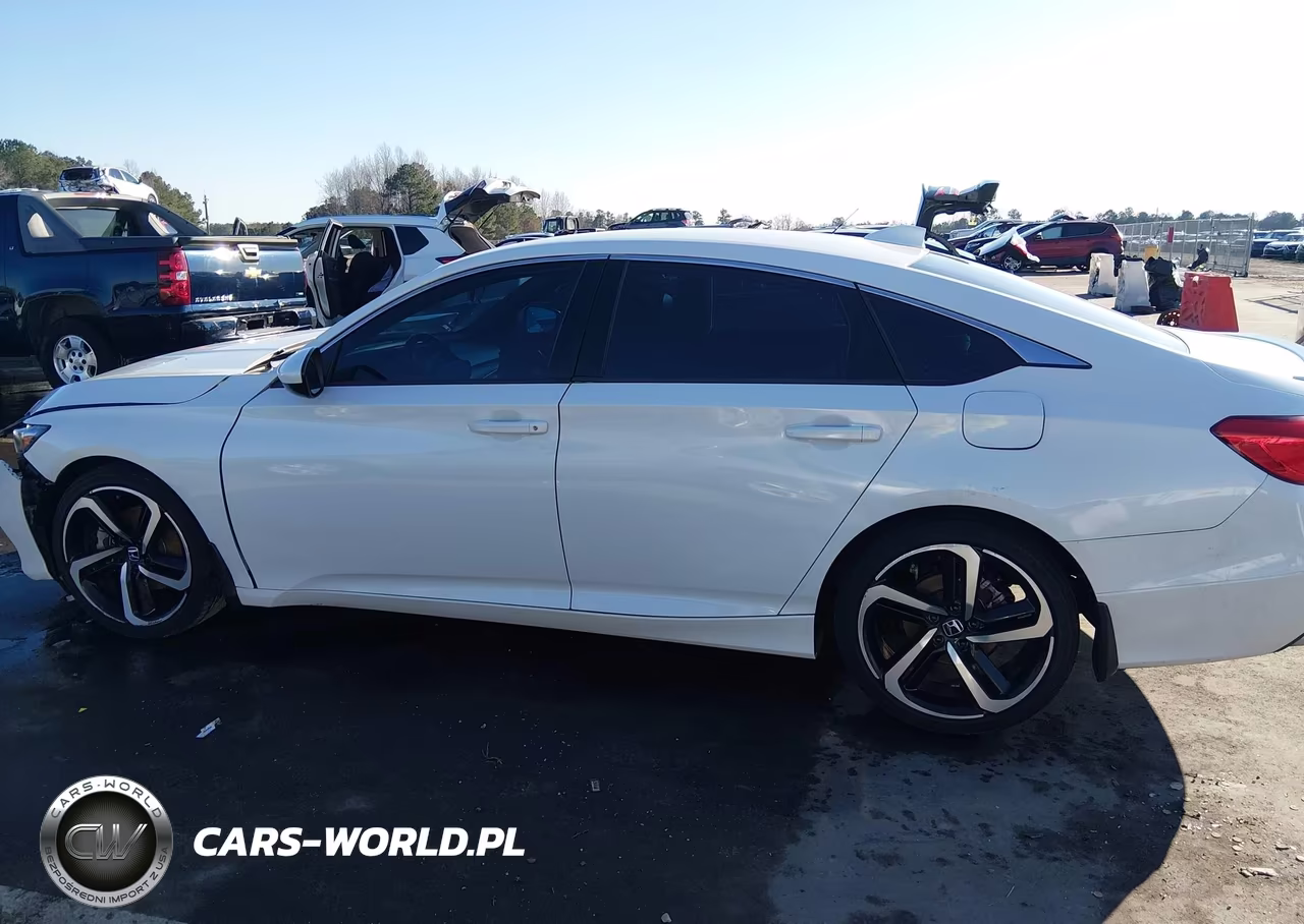 2018 Honda Accord Sport VIN:1HGCV1F38JA243798 - 14