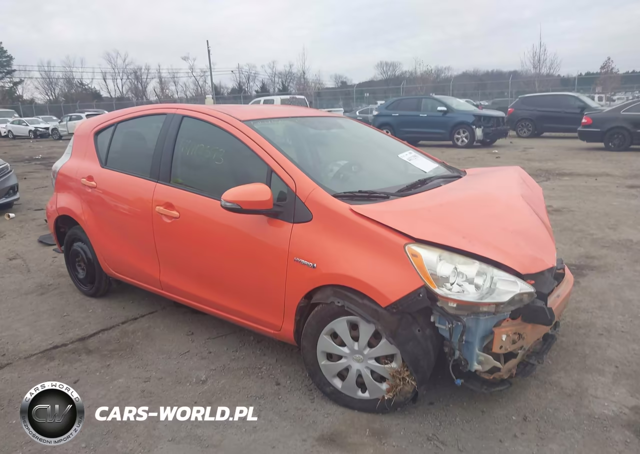 2014 Toyota Prius C One – zdjęcie 1 z 16