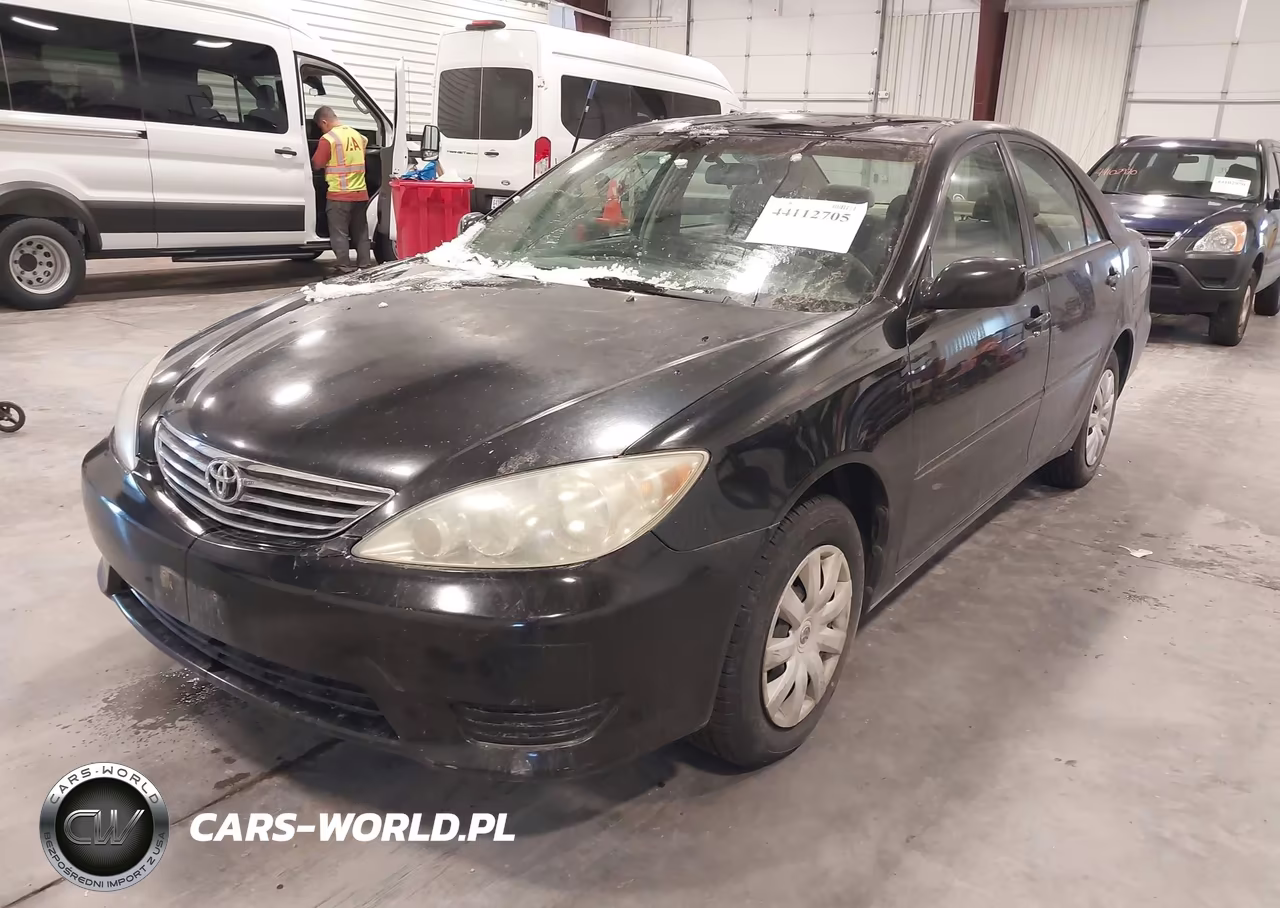 2005 Toyota Camry Le VIN:4T1BE30K65U383953 - 2