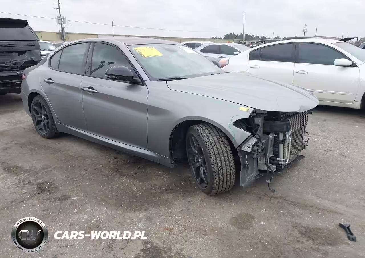 2021 Alfa Romeo Giulia Rwd