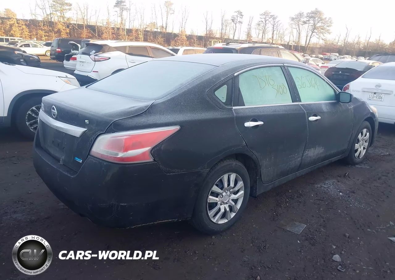2014 Nissan Altima 2.5 S VIN:1N4AL3AP8EC135330 - 4