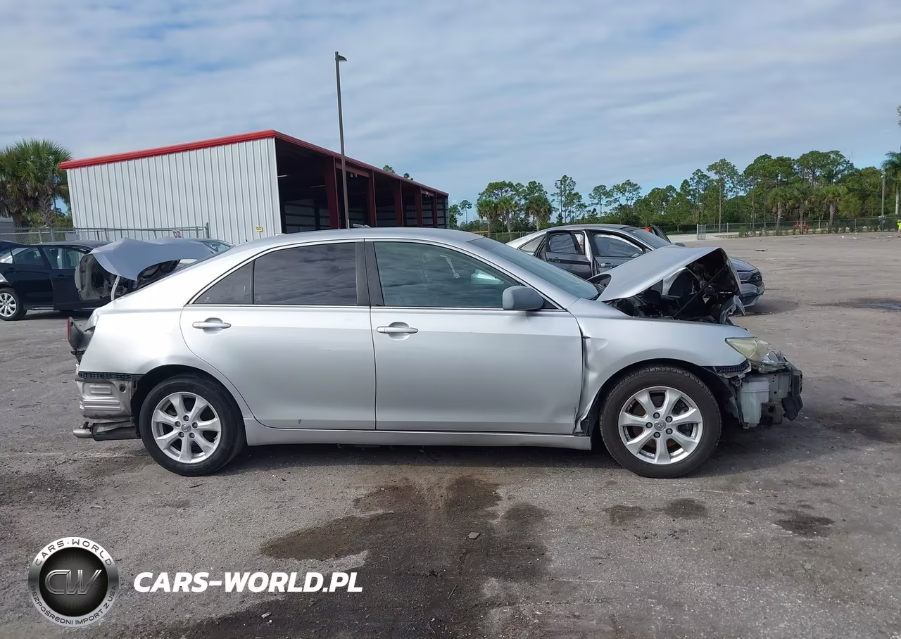 2010 Toyota Camry Le VIN:4T1BF3EK0AU094213 - 14