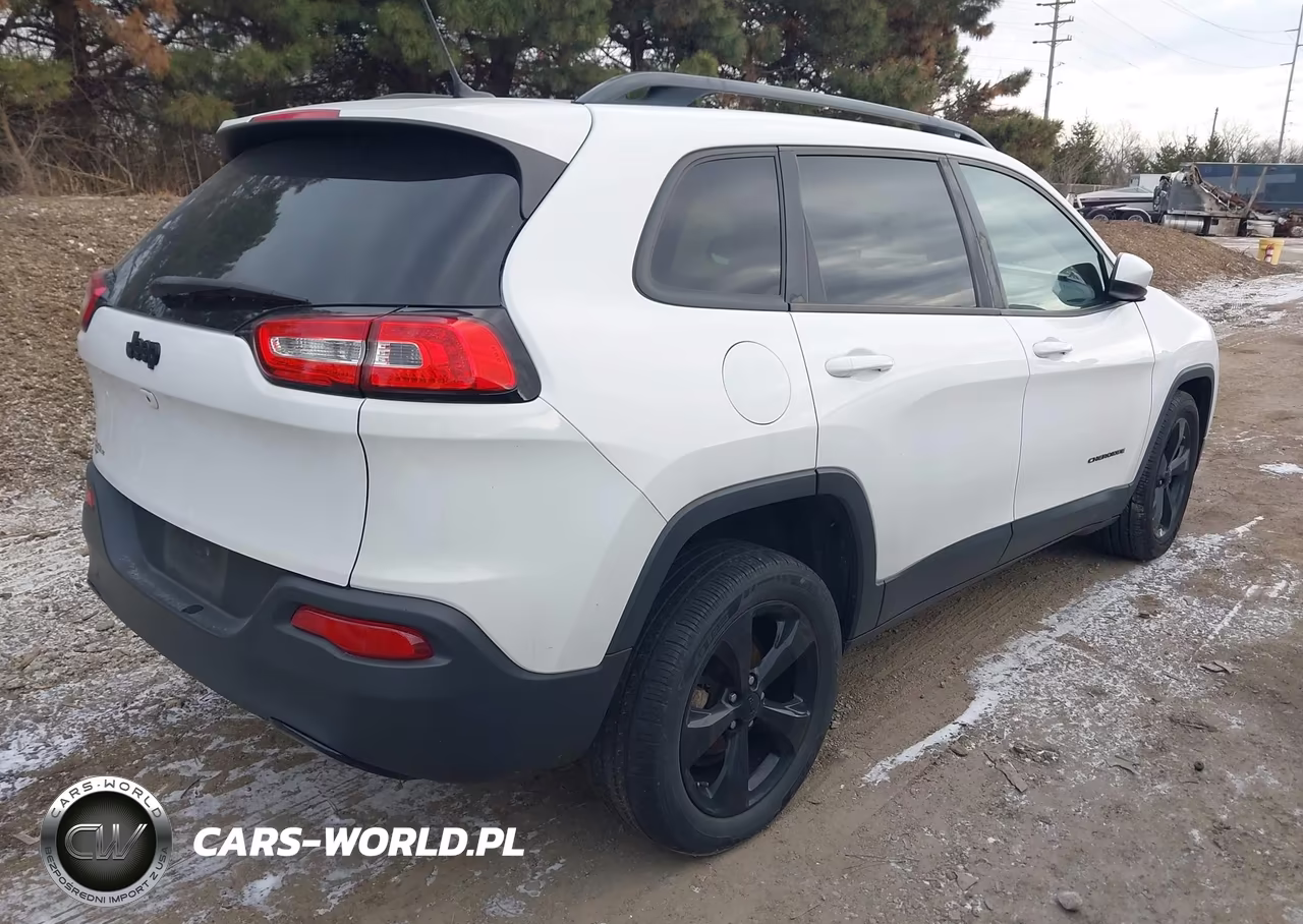 2018 Jeep Cherokee Latitude Fwd VIN:1C4PJLCB5JD620430 - 4